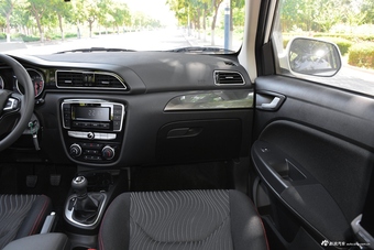 2017款骏派D60 1.5L手动标准型