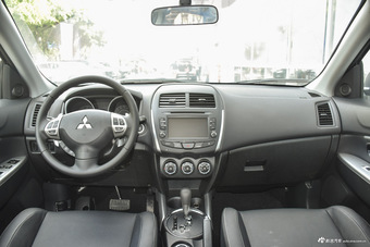 2013款劲炫ASX 2.0L自动四驱旗舰版