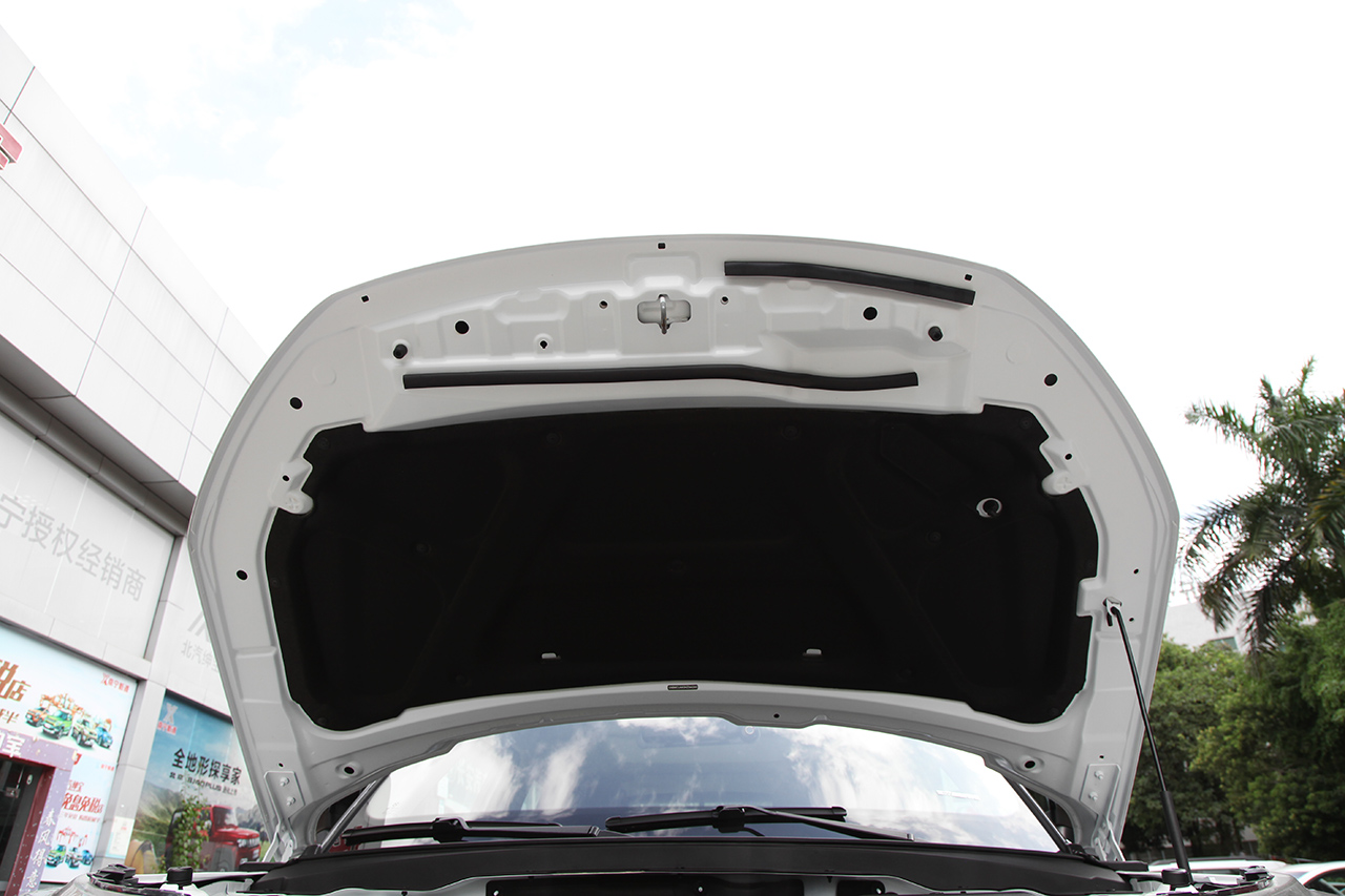 2018款北京BJ20 1.5T CVT豪华型