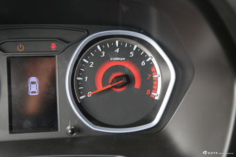 2016款东南DX3 1.5L手动豪华型