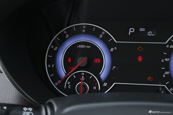 2017款福美来F7 1.5T 7座自动舒适型