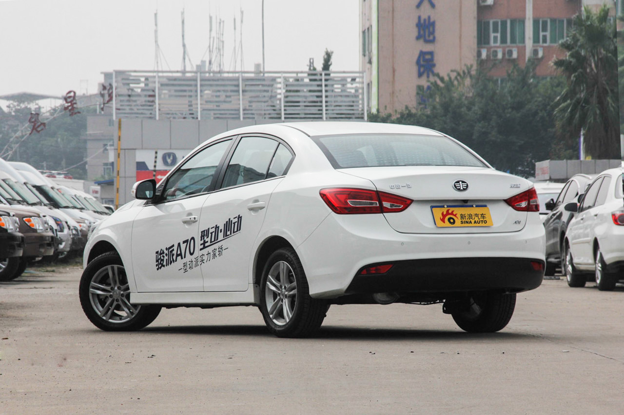 2016款骏派A70 1.6L自动豪华型