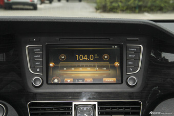 2017款红旗H7 2.0T自动尊贵型