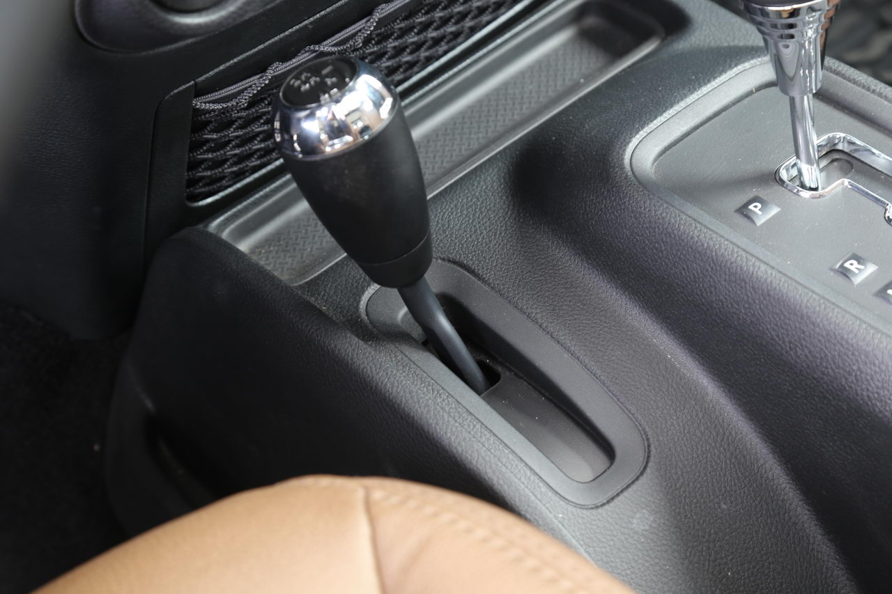 2016款牧马人3.0L自动75周年致敬版