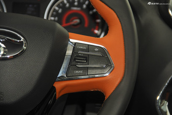 2016款东南DX3 1.5L手动劲彩版