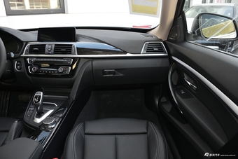 2019款宝马3系GT 2.0L自动320i豪华设计套装