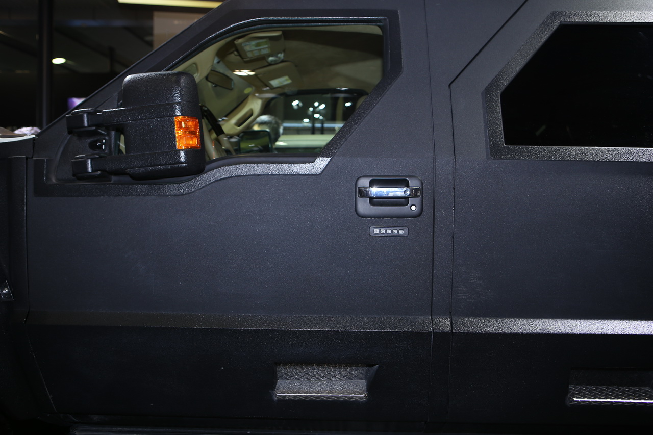 乔治巴顿 17款超级越野车