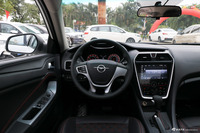 2017款海马福美来1.6L自动豪华型