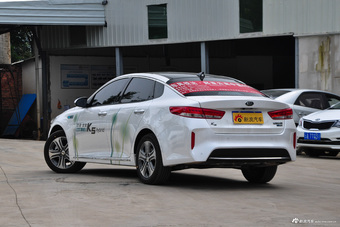 2016款起亚K5 2.0L自动PREMIUM