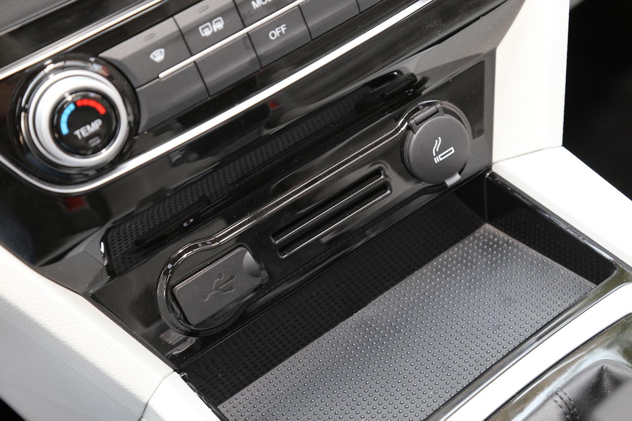 2017款景逸S50 1.6L自动旗舰型