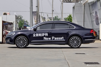 2017款帕萨特1.8T自动领尊版330TSI DSG