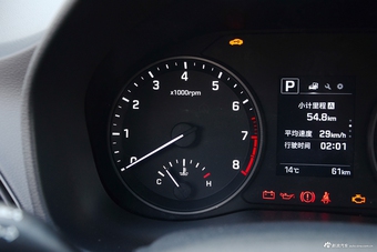 2017款悦纳RV 1.4L自动活力版SPORT