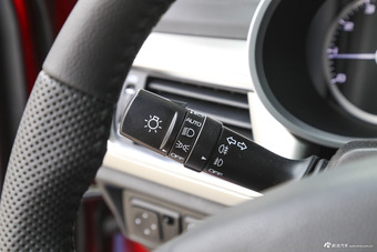 2017款吉利帝豪GL 1.8L手动精英型