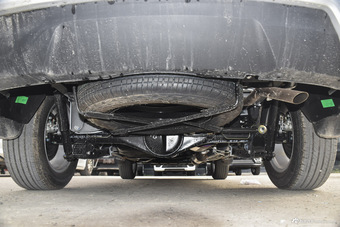 2016款北汽幻速S3L 1.5L手动尊贵型