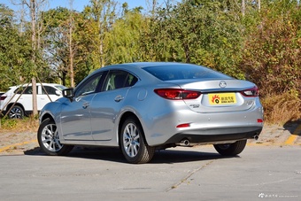 2018款阿特兹2.0L自动蓝天豪华版