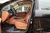 2017款众泰SR9 2.0T自动极致之光版