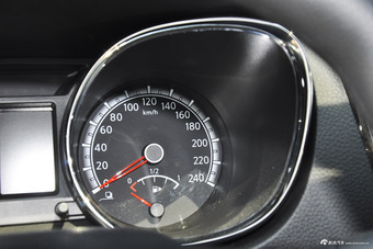 2015款启辰T70 1.6L手动睿行版