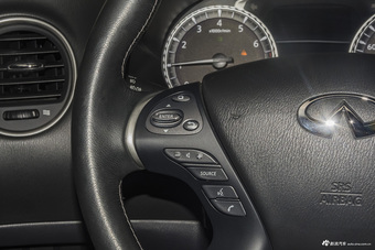 2017款英菲尼迪QX60 2.5T Hybrid四驱全能版