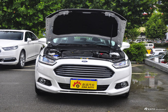 2013款蒙迪欧2.0T自动200豪华型图片