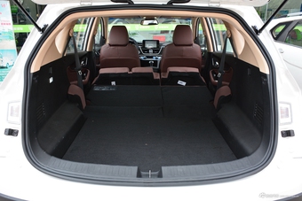 2017款宝骏560 1.5T DCT旗舰型