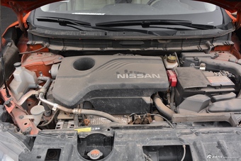 2017款奇骏2.5L自动CVT七座领先版 4WD