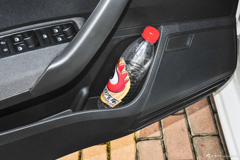 2016款昕动1.6L自动 改款 前行版