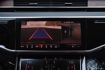 2018款奥迪A8L 3.0T自动55 TFSI quattro尊贵型