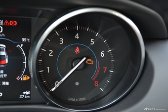 2017款捷豹XE R-SPORT 2.0T自动i4 Ti (200PS)