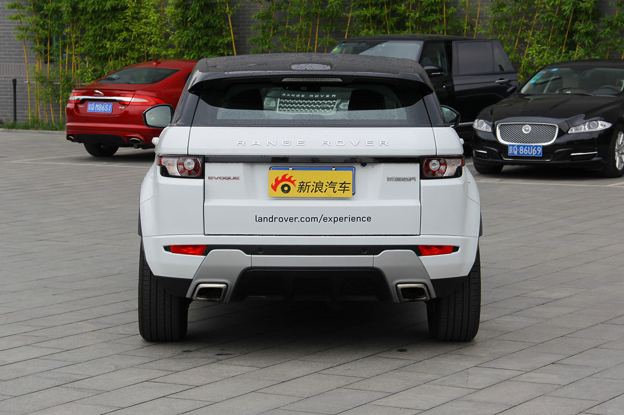 2015款揽胜极光2.0T自动锐动版