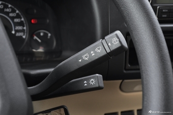 2017款特顺2.4L手动商务型短轴中顶11/12座4G69S4N