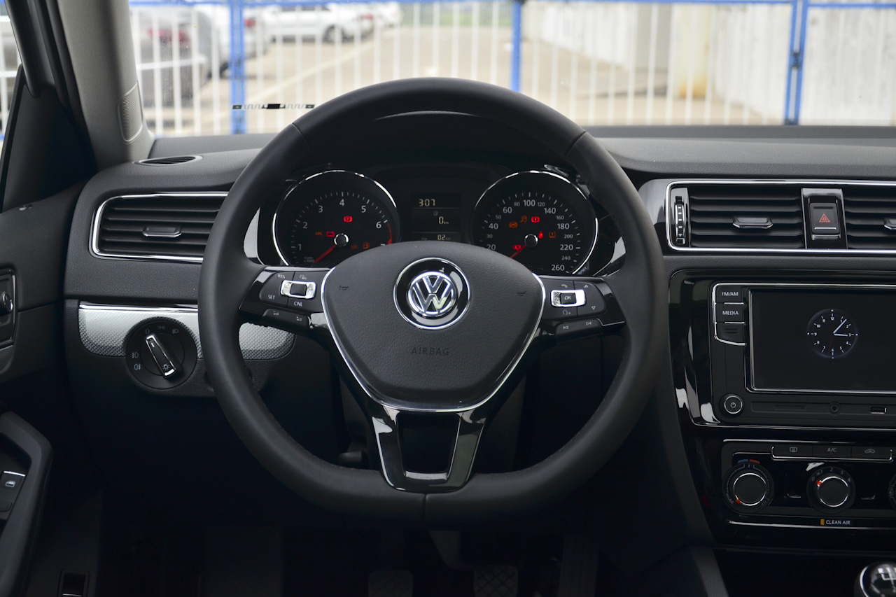 2017款速腾1.6L手动舒适型