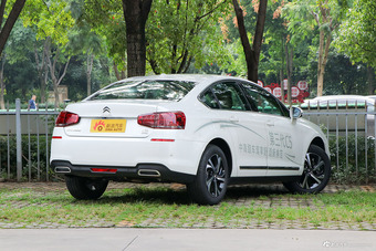 2017款雪铁龙C5 1.8T自动380THP尊贵型