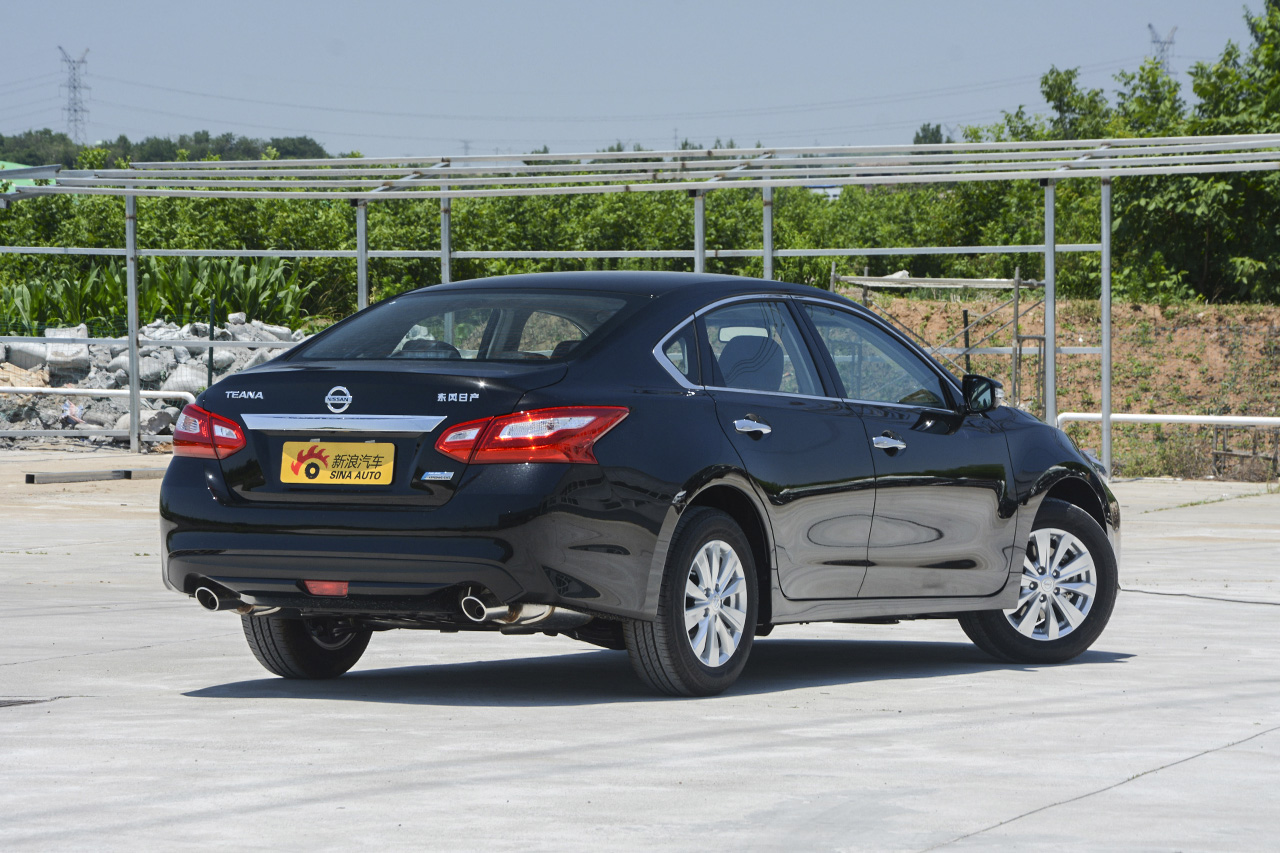 2018款天籁2.0L自动 XL智进版