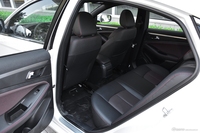 2018款奔腾B70 1.8T自动轿跑版互联智享型