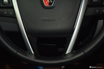 2014款荣威550S 1.8L自动智选版 温莎白