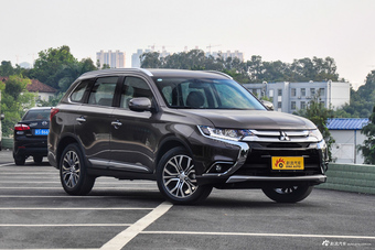 2016款欧蓝德2.4L自动四驱精英版5座