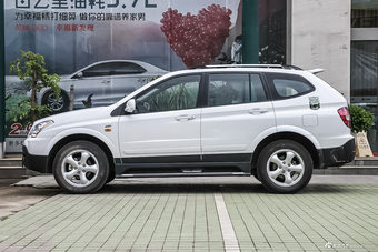 2014款荣威W5 1.8T自动四驱豪域特装版