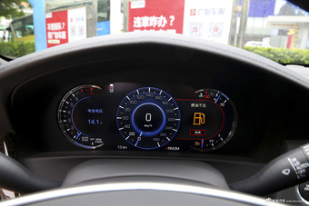 2017款CT6 2.0T自动28T豪华型