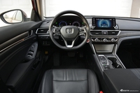 2018款本田雅阁锐·混动2.0L自动锐尊版