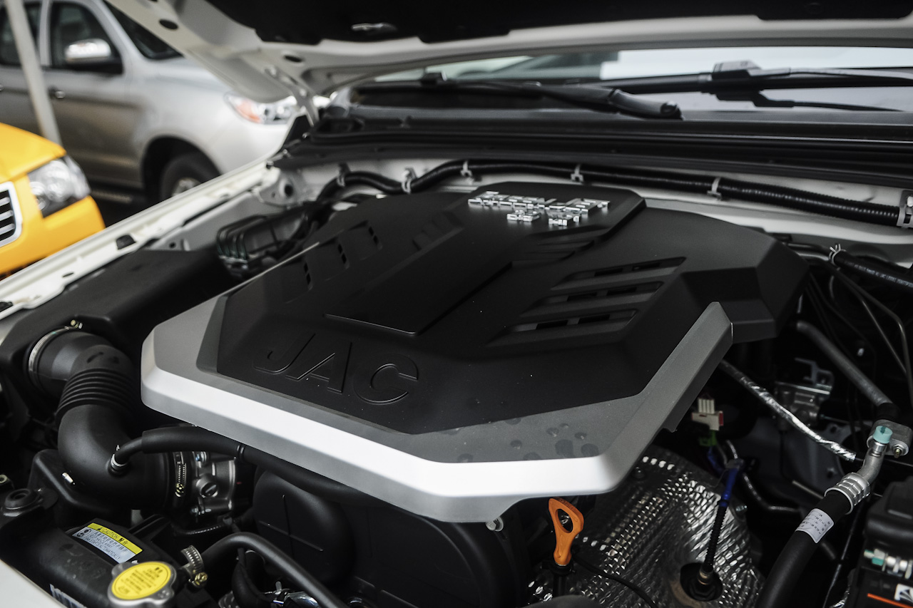 2015款帅铃T6 2.0L手动汽油旗舰型HFC4GA3-3D