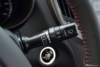 2017款CS75 1.5T手动卓越型