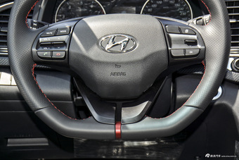 2016款领动 1.4T自动炫动精英型