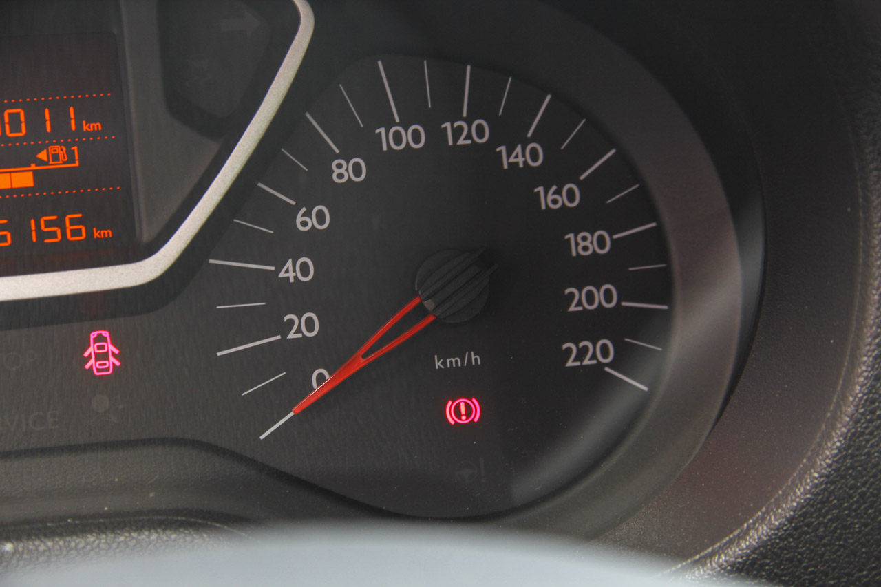 2016款全新爱丽舍1.6L自动舒适型