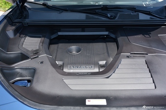 2017款领克01 2.0T自动两驱耀Pro版