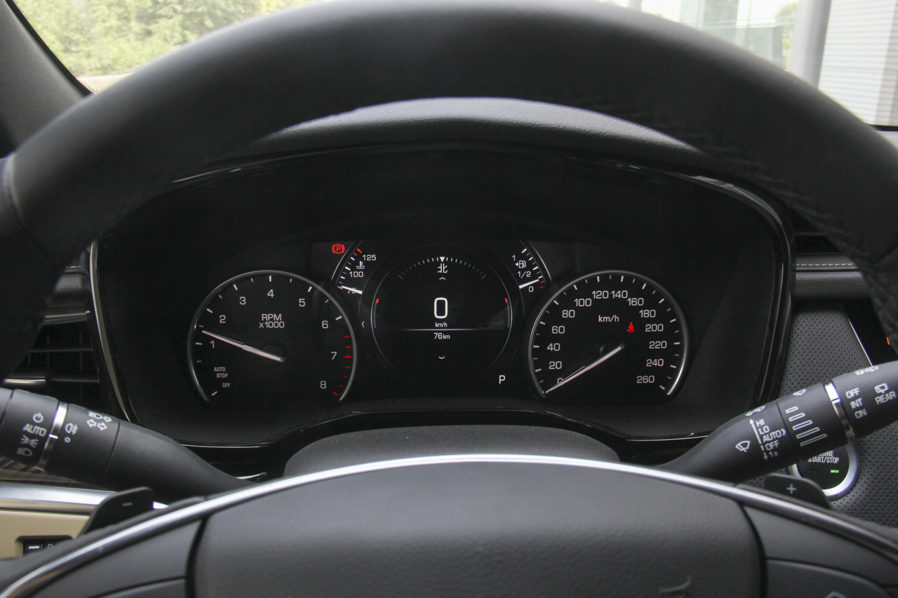 2018款XT5 2.0T自动28T四驱豪华型