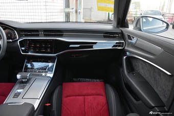 2019款奥迪A6L 45TFSI quattro 豪华致雅版