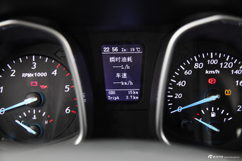 2018款领主2.5T手动柴油大双四驱超豪华型 