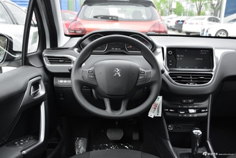 2018款标致2008 1.2T自动互联版230THP