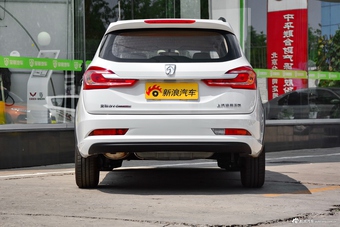 2017款宝骏310W 1.5L手动舒适型