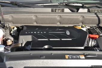 2017款林肯MKX 2.7T自动四驱尊耀版